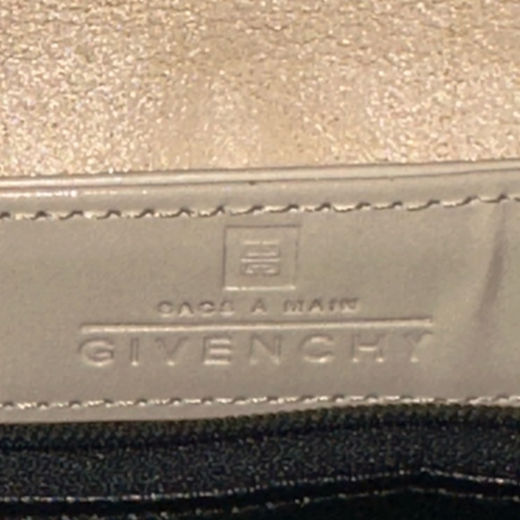 Givenchy top handle handbag beige leather gold hardware damaged - Picture 9 of 12